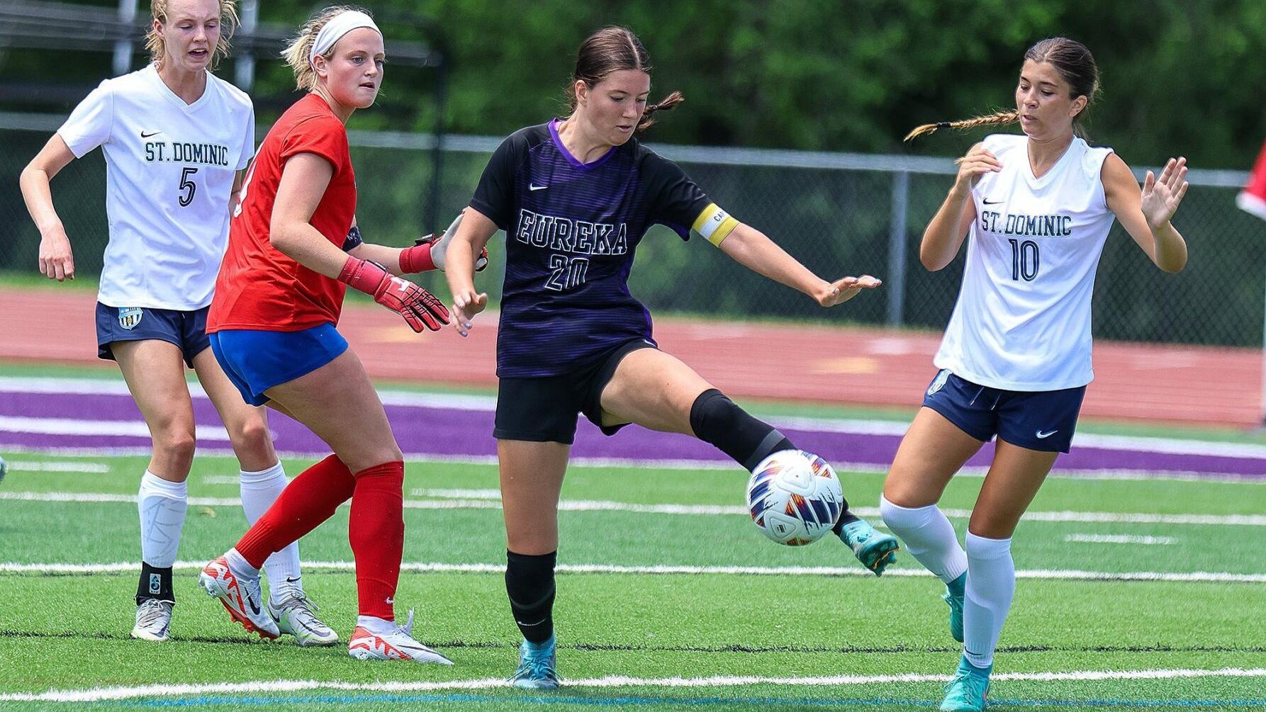 Eureka makes one goal stand up in Class 4 quarterfinal shutout of St. Dominic